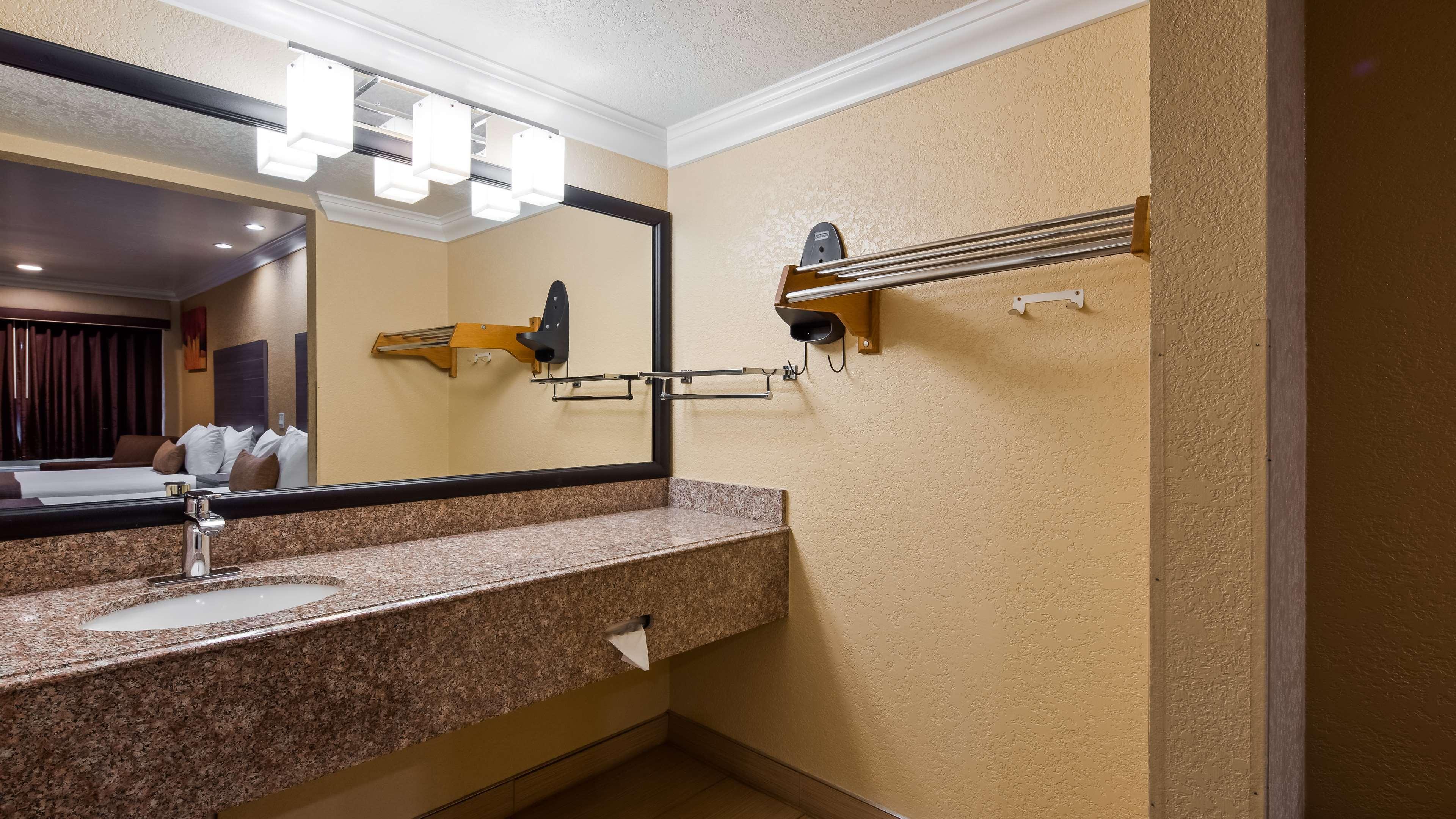 Best Western Hanford Inn Екстер'єр фото