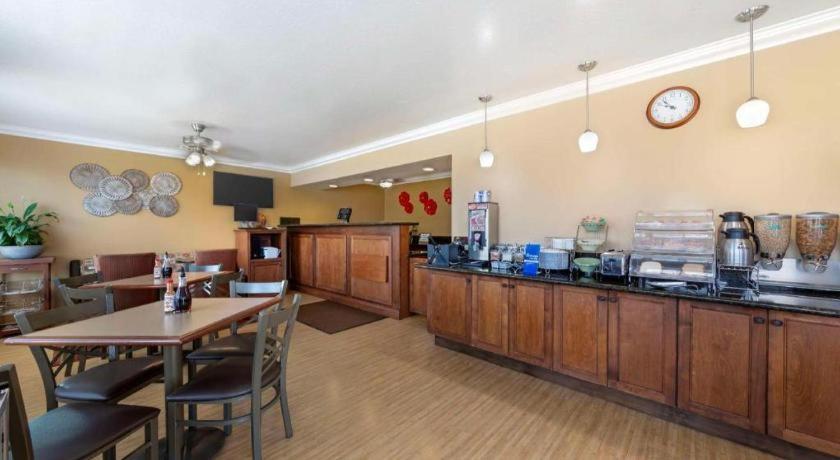 Best Western Hanford Inn Екстер'єр фото