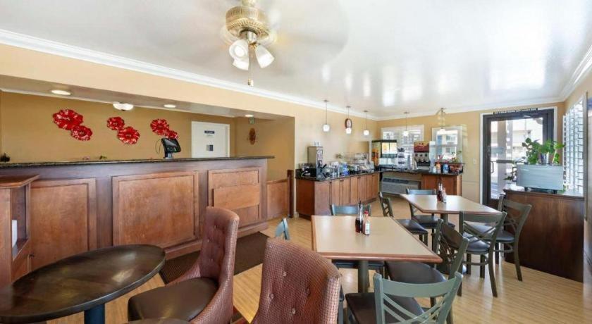 Best Western Hanford Inn Екстер'єр фото